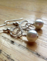 Lunar Twisting Pearl Earrings | Shimmerlings®